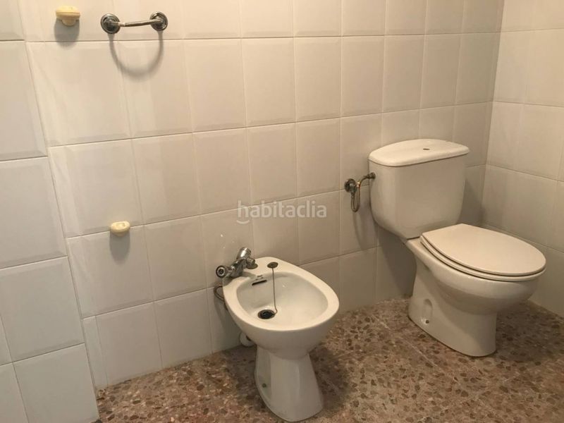 Foto 81dd23d3-ed8a-4673-8e10-9d66536c04b8. Local comercial  en venta en Valls