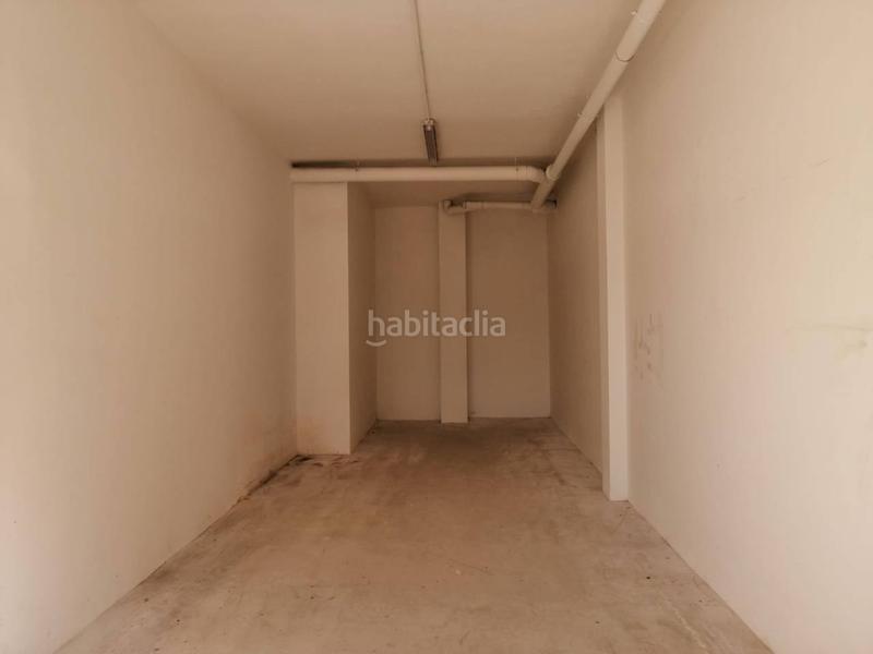 Foto bf8f6fc2-84c2-4e1e-917b-6f64fda5a01c. Aparcament cotxe a Vilallonga del Camp