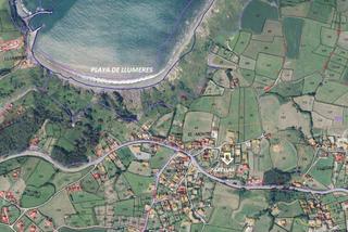 Terreny residencial  Lugar el pueblo. Parcela urbana en bañugues, costa de gozón, asturias
