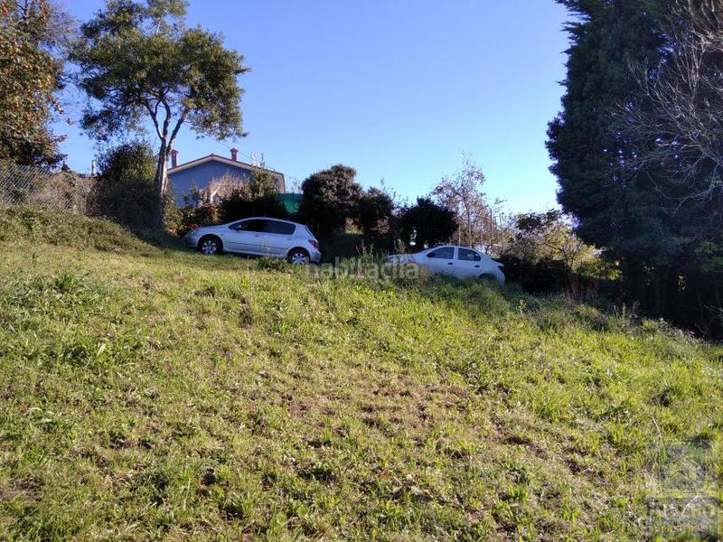 Foto 00adc918-4459-4d3a-be43-ea090ce999fb. Wohngrundstück in Illas