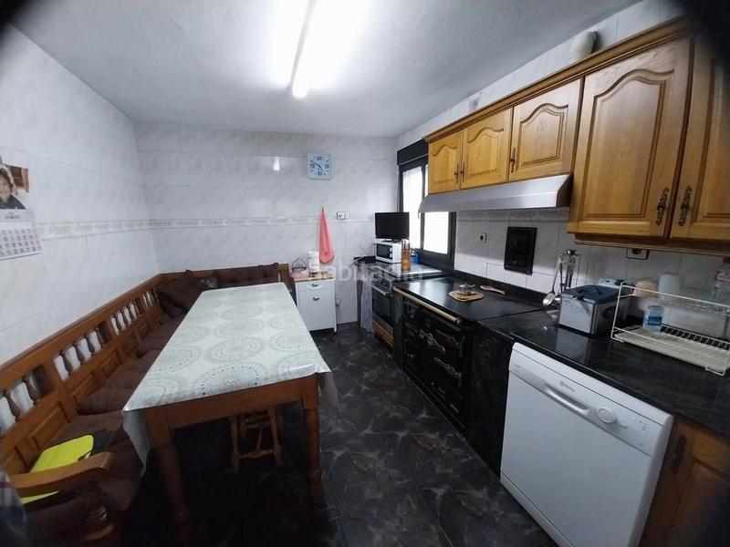 Foto dd90ec5b-6b9e-4eb3-b170-5ecdff2c0fb0. Casa a Tineo