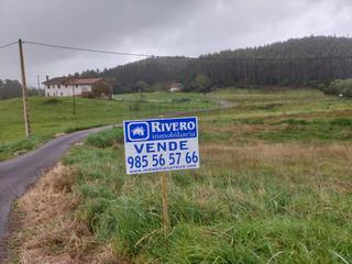 Terreny residencial  N/a. Finca urbana en vioño, carretera avilés-luanco, (gozón)