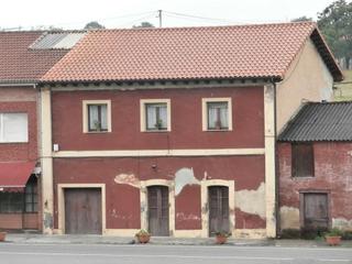 Casa  Calle llames bajo. Casa dos plantas, locales y finca en nava (asturias)