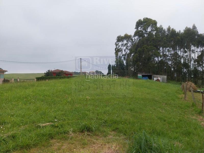 Foto c830ee50-c906-45f8-af77-3a861556be31. Terreno residencial finca edificable en el valle, ambiedes, () asturias, 11.800 m2 en Gozón