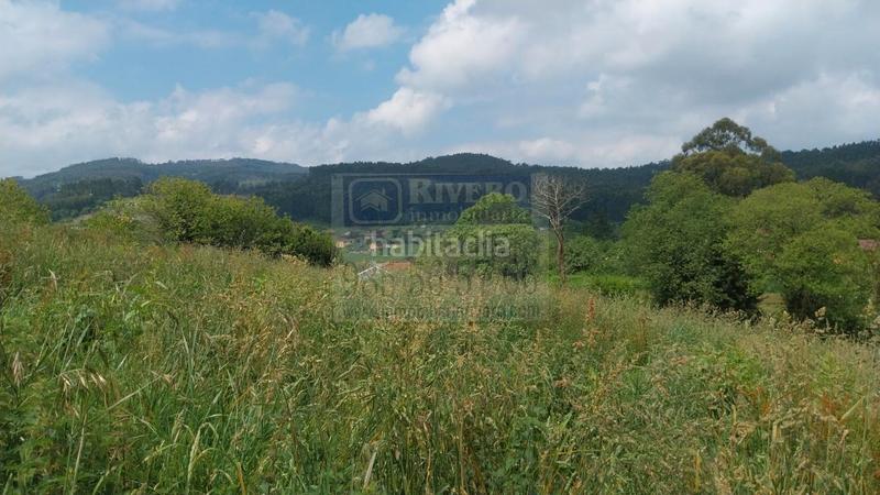 Foto 84623925-6566-4cf0-93d0-dd2b68f9e7e0. Terreno residencial ultima parcela edificable en Pillarno, () asturias en Castrillón
