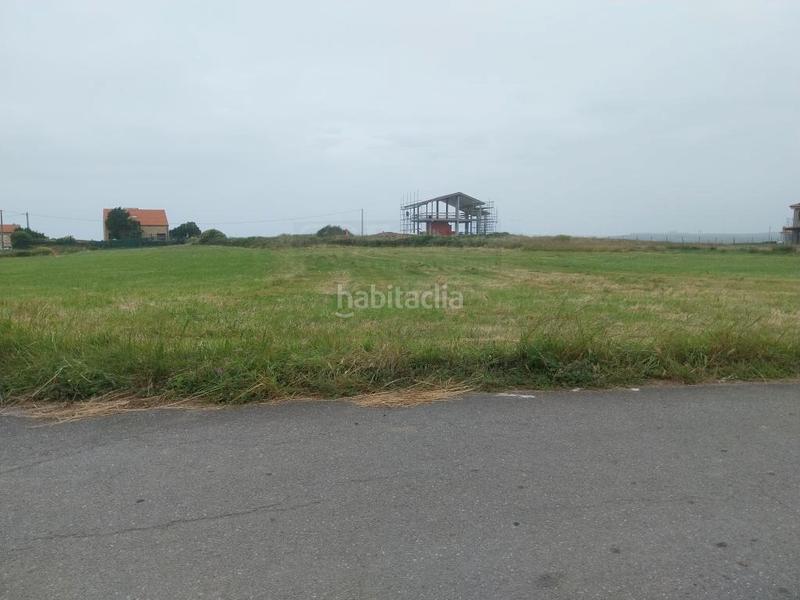 Foto 8469d833-c965-40e7-aad4-22162c1ac758. Terrain résidentiel dans Verdicio-Bañugues-Cabo Peña Gozón