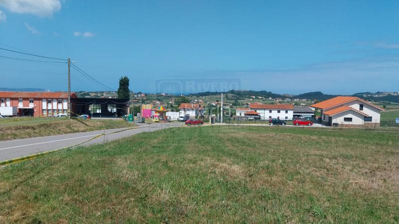 Foto 10561dda-fdb0-4d80-8a58-a7ff503991fc. Terrain résidentiel dans Bocines-Nembro-Cardo Gozón