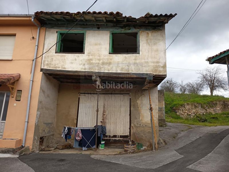 Foto 5527781e-0d1f-45c4-a129-e660825c6ad7. House in Illas
