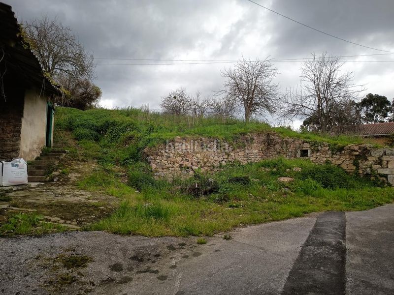 Foto d8dfa1c8-2d66-499b-8d42-1fb01a04831e. House in Illas