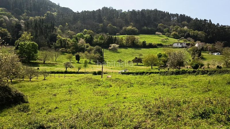 Foto bb3e0f31-27be-4ff8-ac7c-d5b5618c9608. Terreny residencial a Candamo