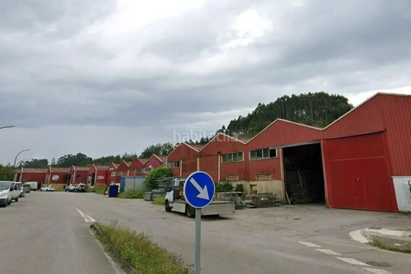 Foto c10eeaf9-0d17-414d-a0f5-6f51ad110f9c. Nau industrial a Verdicio-Bañugues-Cabo Peña Gozón
