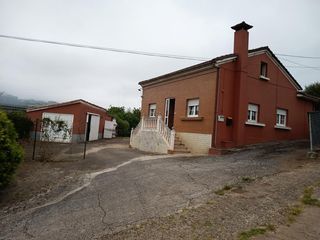 Casa  N/a. Casa en molleda (corvera) a 1.5 km. de villalegre (avilés) astur