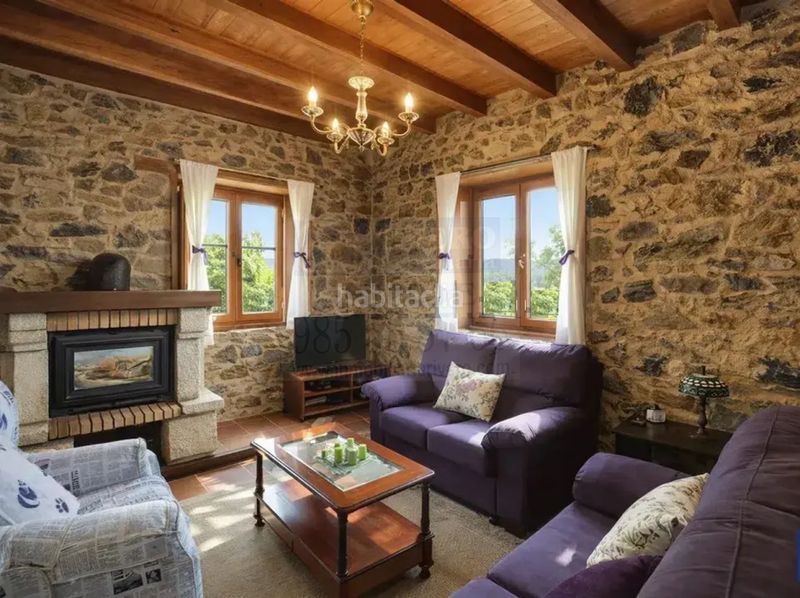 Foto d0fc39ea-88b0-44cc-a9e4-ada5fb56e480. Casa a Verdicio-Bañugues-Cabo Peña Gozón