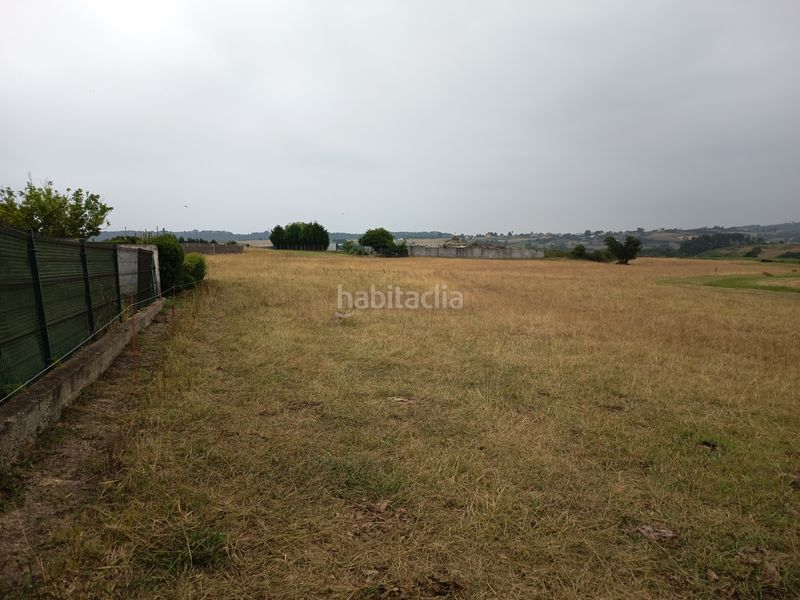Foto cae8f539-e4ae-4662-940e-eb2c914cbd61. Terreny residencial a Verdicio-Bañugues-Cabo Peña Gozón