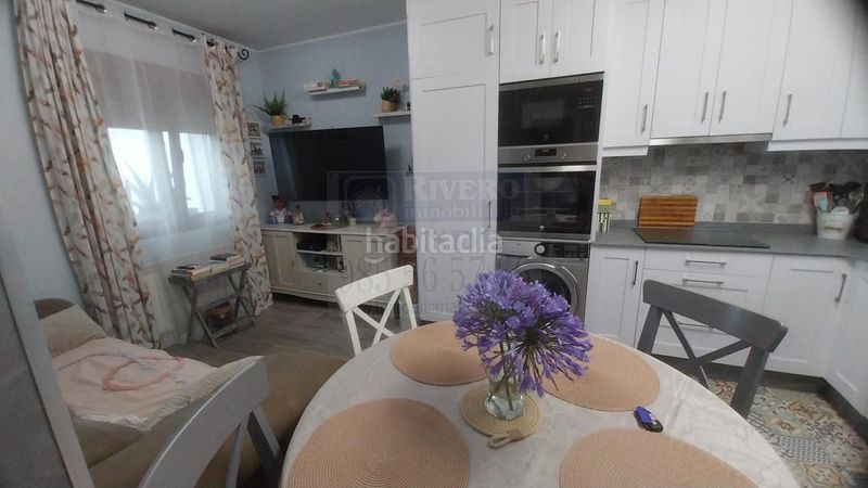 Foto 394d1842-4c73-4030-9d81-daf0d65b08ff. Casa amb calefacció a Corvera de Asturias