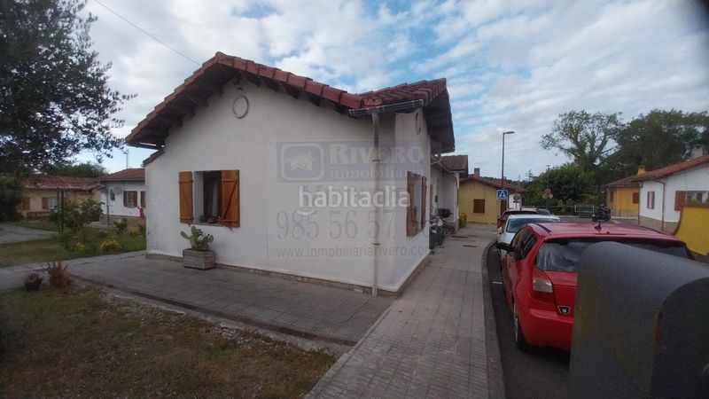 Foto 69e30f1c-e427-48ba-868b-4815d256917c. Casa amb calefacció a Corvera de Asturias