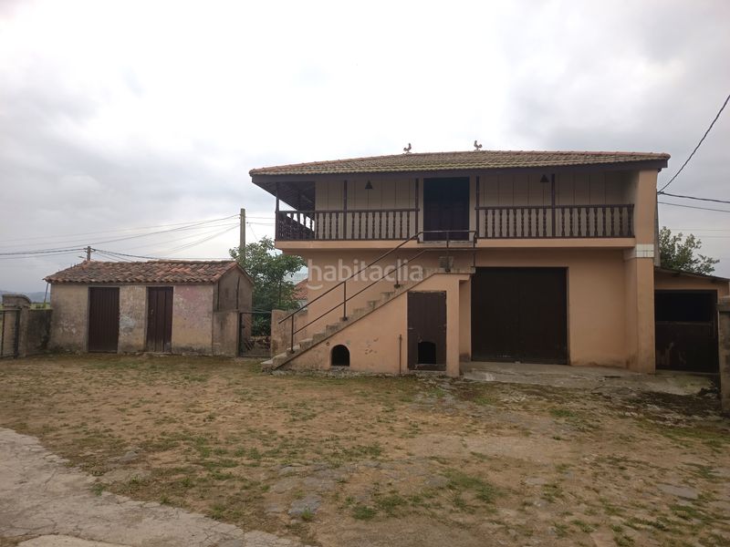 Foto 179d8537-1e47-4b9a-a2a1-43d8a4d8f1ab. Casa a Verdicio-Bañugues-Cabo Peña Gozón