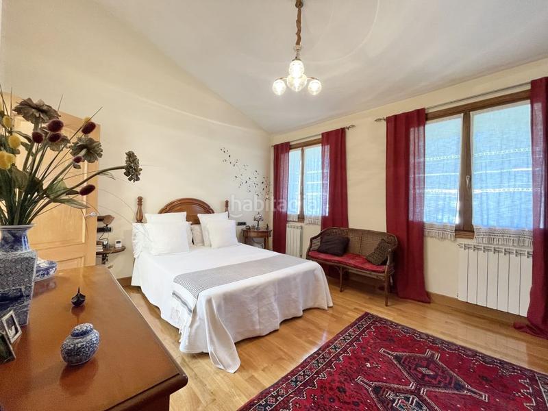 Foto 9f9dc144-f497-48ae-8587-10cd37647148. Pis amb calefacció aparcament a Mendaro