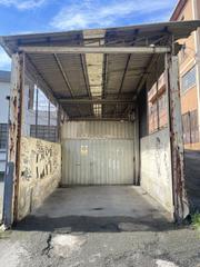 Aparcament cotxe  Urazandi kalea. Se vende garaje cerrado con altillo