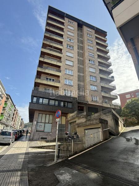 Foto caa084cf-7b78-47b5-b044-8ce7d2fd6042. Posto auto in Elgoibar