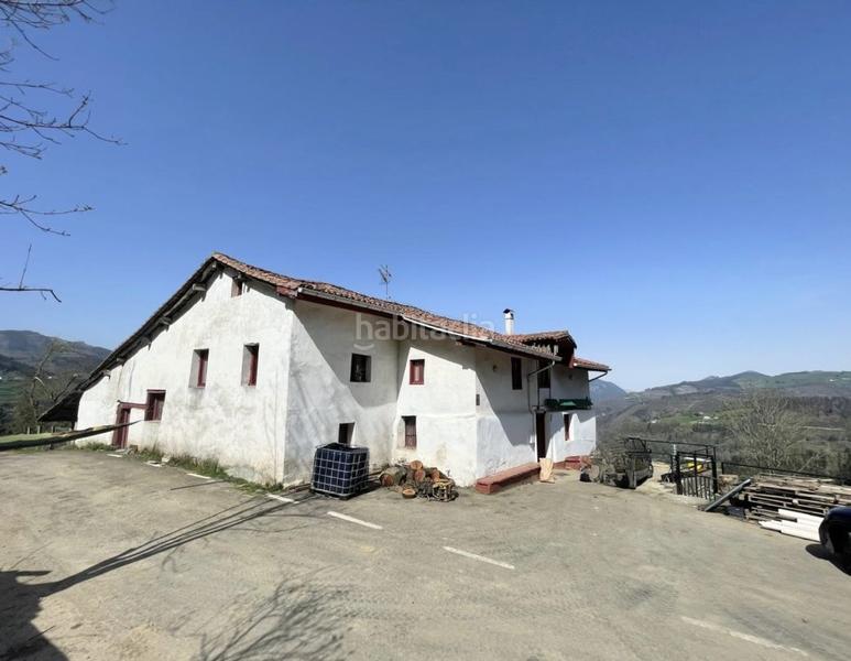 Foto ed3848f5-bf81-48de-a0fd-4919e7350009. Masía se vende caserio beraseta en Elgoibar