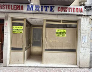 Affitto Locale commerciale in San frantzisko kalea 15. Local en venta o en alquiler en san frantzisko