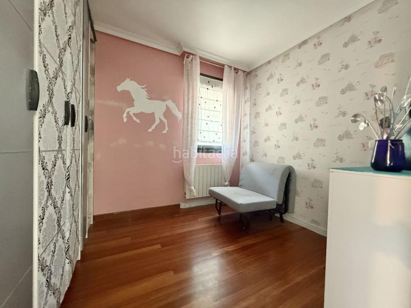 Foto f9ce59b2-2726-4fc4-bc90-4c962d679a3f. Piso se vende piso en santa klara kalea en Elgoibar