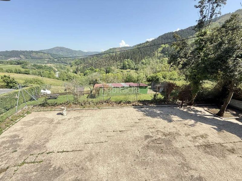Foto f7ea39ba-2304-4cb2-bc88-e673f4b4eebc. Casa a Zestoa