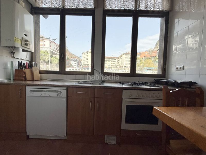 Foto f0f49311-ada4-4768-ba48-2f29b1b606a3. Local comercial a Elgoibar