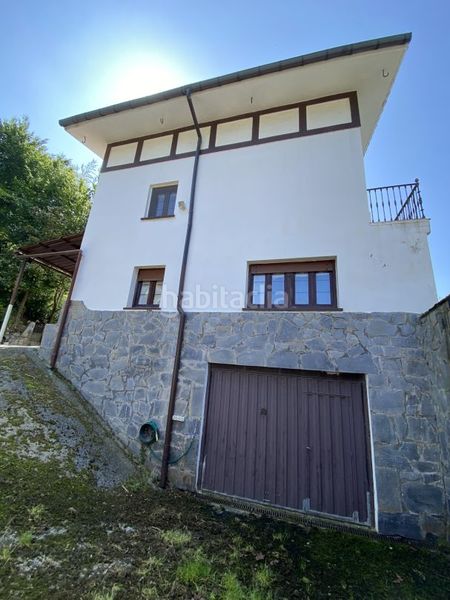 Foto 046e1c50-56da-4954-b6e0-02e3ad31e806. Casa amb calefacció aparcament a Elgoibar