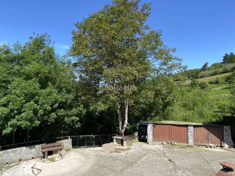 Foto 45e4410b-aaf2-4b15-8d6a-00c626c45455. Casa amb calefacció aparcament a Elgoibar