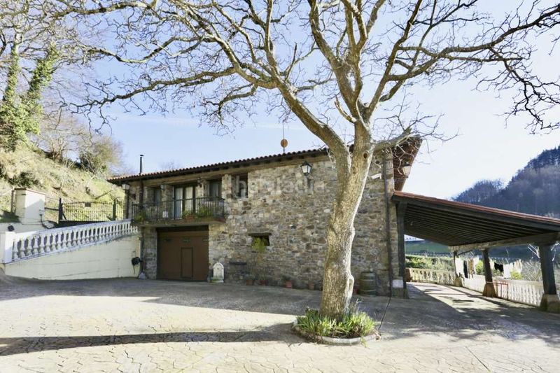 Foto 4484e4e9-af7d-4e10-b464-6fc18388a56f. Casa amb aparcament a Elgoibar