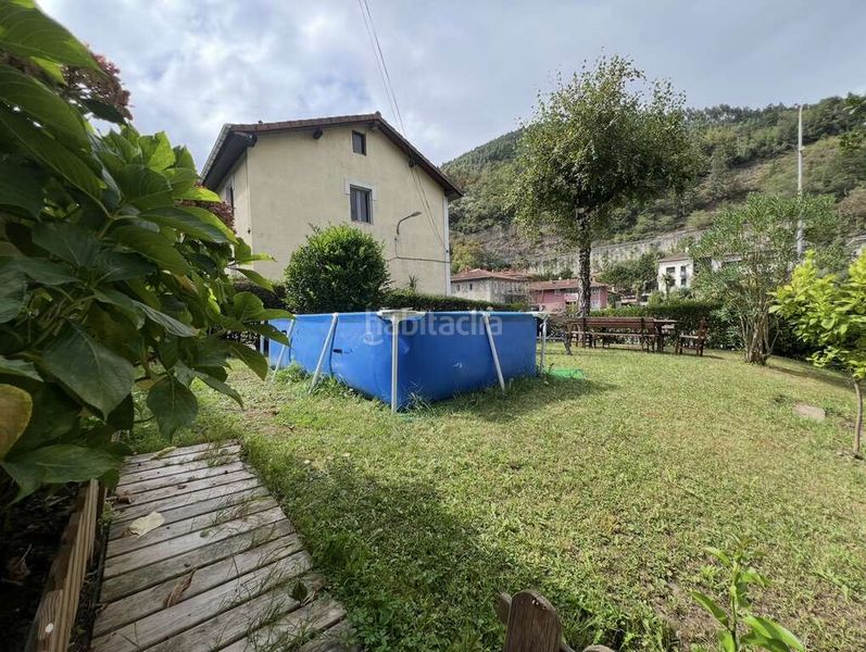 Foto 921f5e26-0b67-4bc6-9609-2c16da6a4a7f. Casa amb calefacció aparcament a Elgoibar