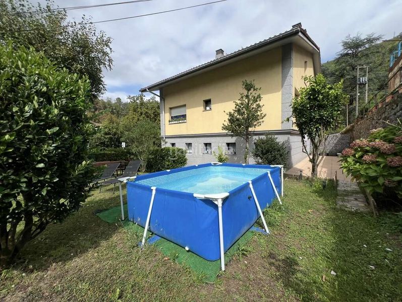 Foto bfb6f8c0-69cf-49ad-9609-8837d2fa6bc1. Casa amb calefacció aparcament a Elgoibar