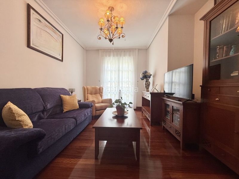 Foto fbfe525b-e207-486c-a871-3a0f0c7d09f5. Casa amb calefacció aparcament a Elgoibar