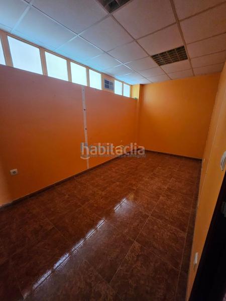 Foto 379ec3ec-2613-45c4-9fcc-864b5393787c. Miete geschäftsraum in Fene