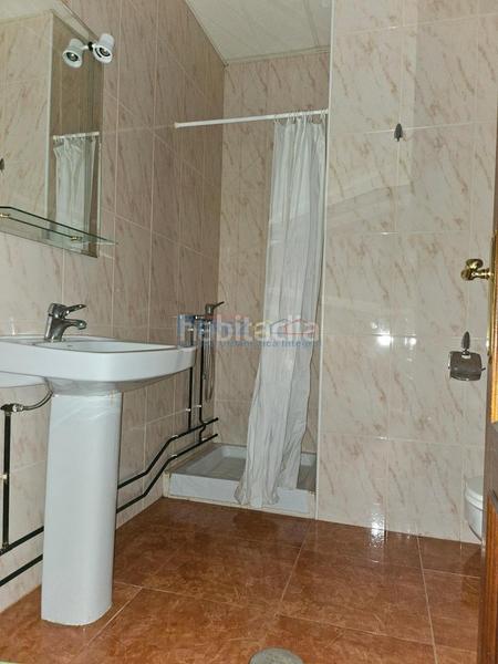 Foto 6e270312-2a2c-4c63-b166-25cce073ca90. Miete geschäftsraum in Fene