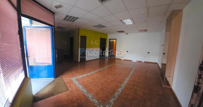 Foto fff84ad6-cf2d-46f2-96ad-542db2a6618a. Miete geschäftsraum in Fene