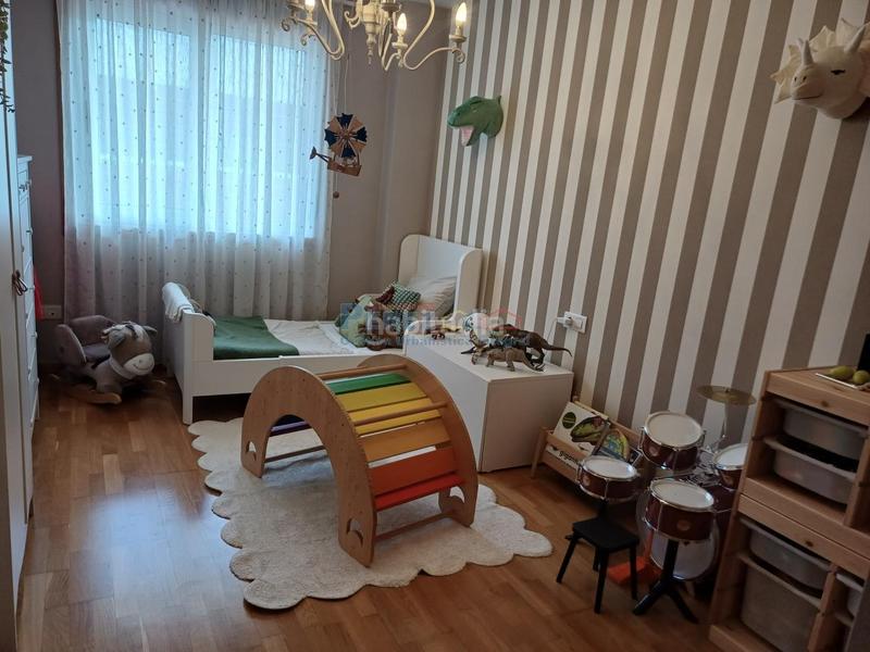 Foto 778413a1-154d-4047-a34d-49635a07a583. Duplex with heating parking in Fene