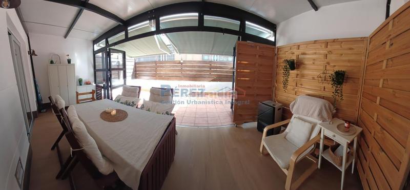 Foto aeb5ec10-932f-4e06-8cdf-9c04a9650583. Duplex with heating parking in Fene