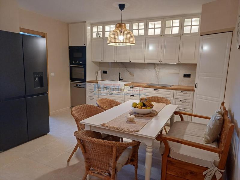 Foto c78a59c9-eaec-4501-8612-2a5a9de86ac2. Duplex with heating parking in Fene