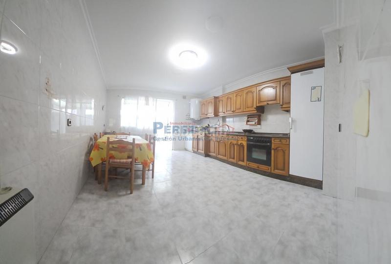 Foto 25dbf82f-6d60-4be7-b426-aa66d0ec637f. Appartement avec chauffage parking dans A Malata - Catabois - Ciudad Jardín Ferrol