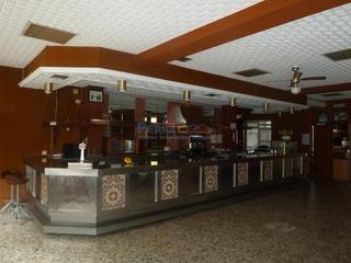 Local commercial à Fene