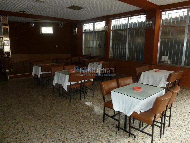 Foto ed72fee5-2fc4-42e5-958a-2b45dc103f02. Local commercial dans Fene