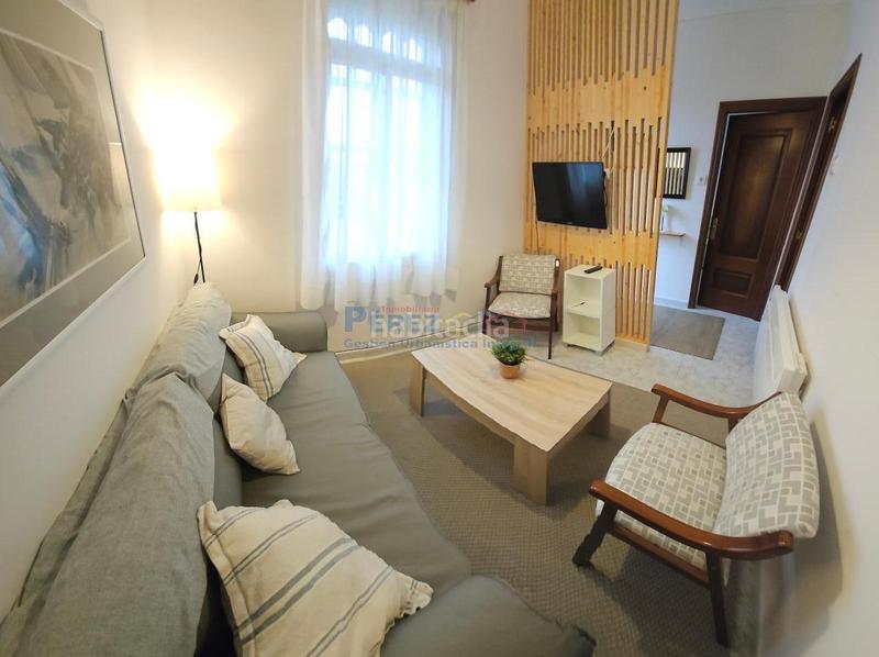 Foto a351bdd2-852c-4f5f-8b82-c240189a0f42. Location rez-de-chaussée avec chauffage dans Fene