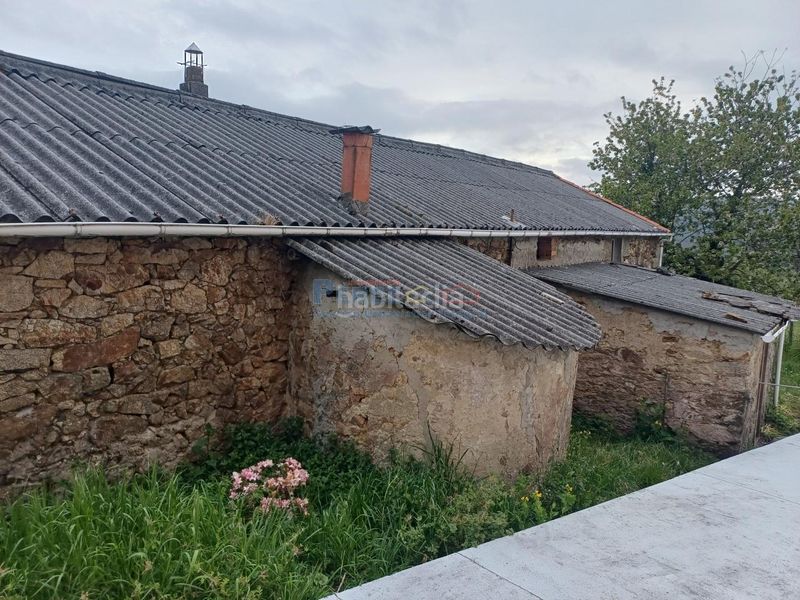 Foto 56c4a212-6b72-47d6-b18e-c0b6e3c8bb1b. Mas avec parking dans Neda