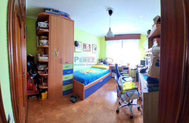 Foto 43e3a1a9-a281-47c9-aca4-7539ccf8954f. Pis amb aparcament a Mugardos