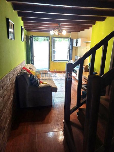 Foto 2b60f4a8-2671-449d-abe1-e214d8cfc792. Casa adossada a Mugardos