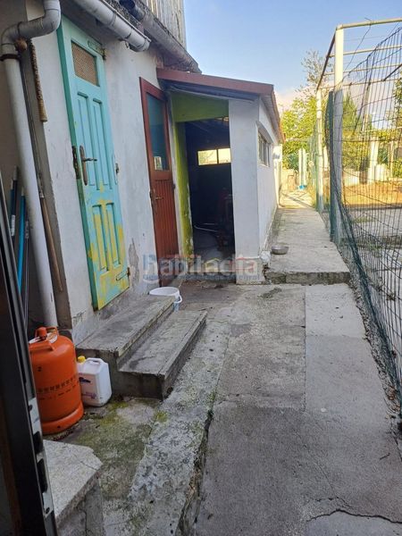 Foto b809b2b4-e4c2-4a89-8322-5676a1710aca. Casa adossada a Mugardos
