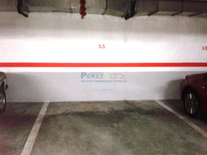 Foto a8f5f73f-ed37-4574-b18b-547294242b4a. Location appartement avec chauffage parking dans Fene